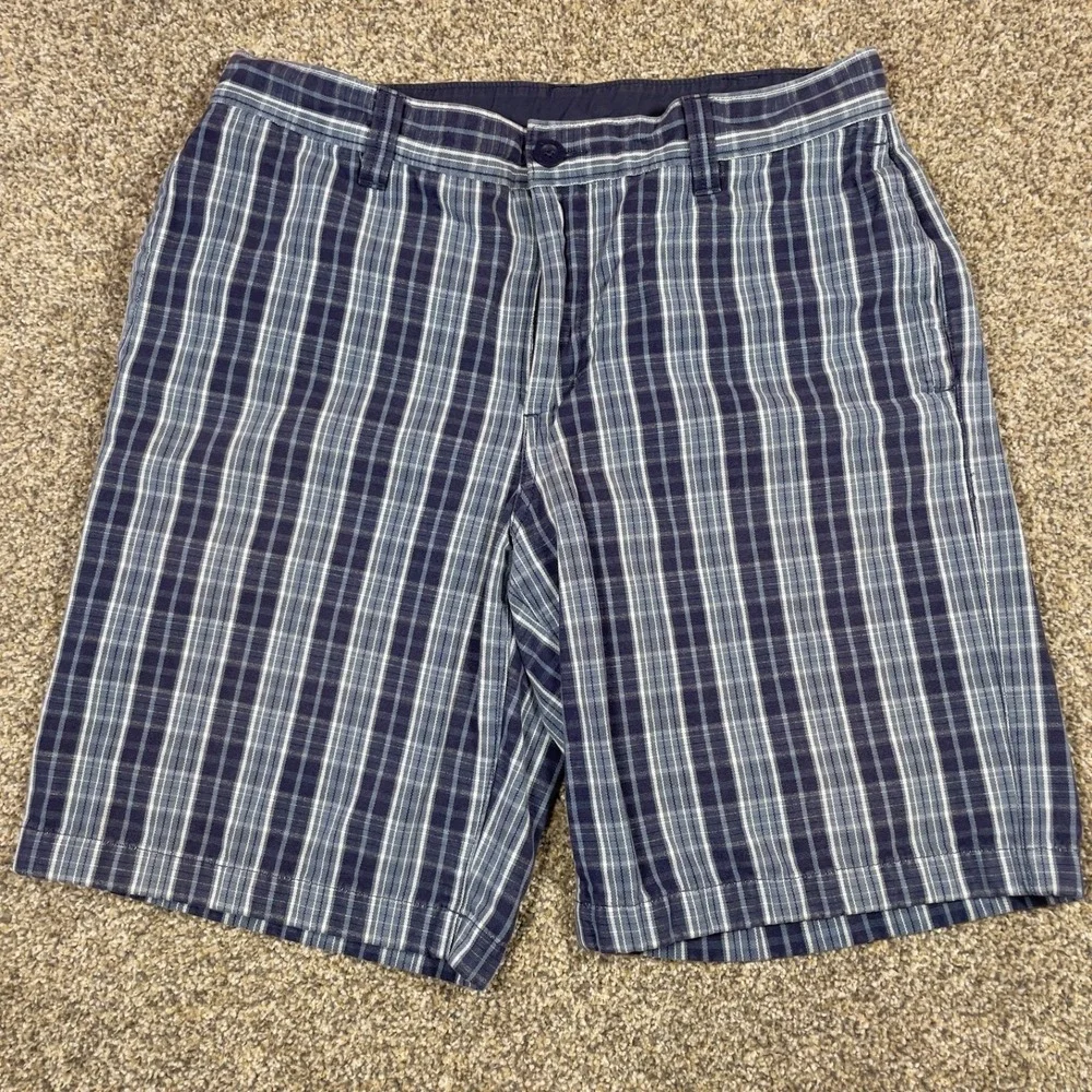 The North Face Plaid Shorts Mens 34 Blue Casual Hiking Outdoor Flat Front Summer